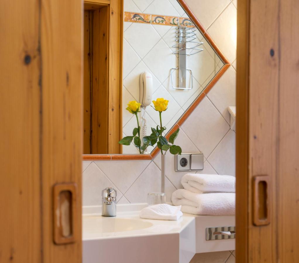 Hotel Petershof Constance Extérieur photo